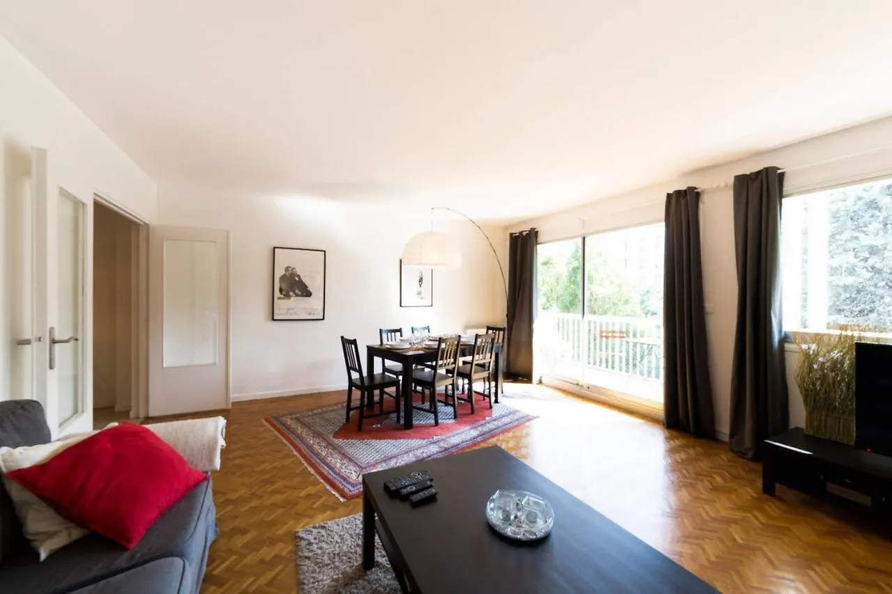 Apartment Le Parc Des Freres Lumiere Hotel Lyon France