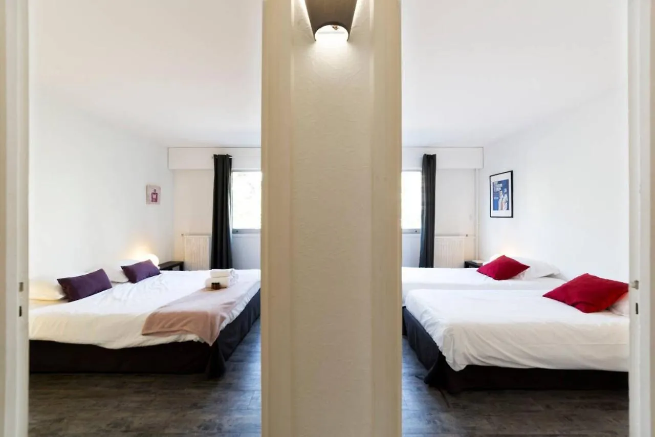 Apartment Le Parc Des Freres Lumiere Hotel Lyon