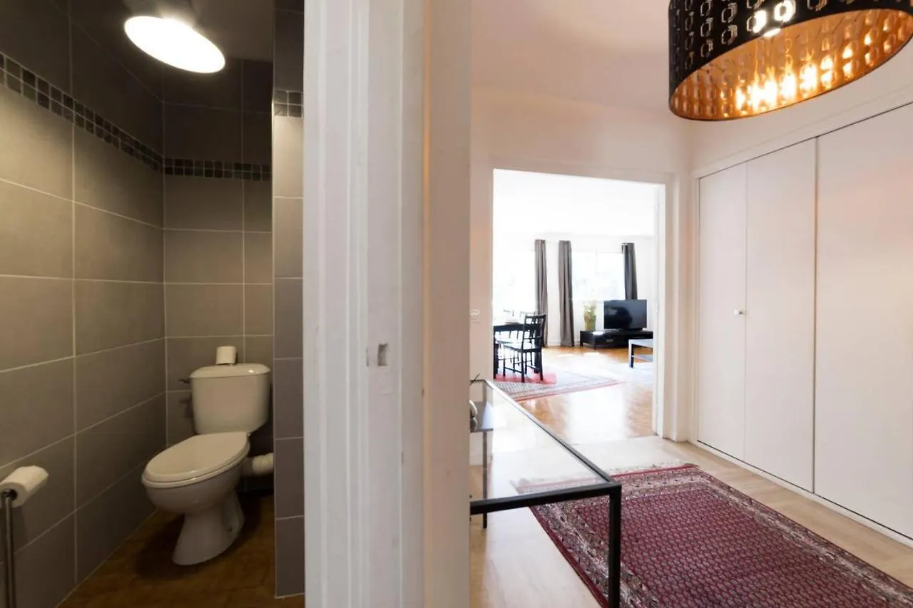 Apartment Le Parc Des Freres Lumiere Hotel Lyon